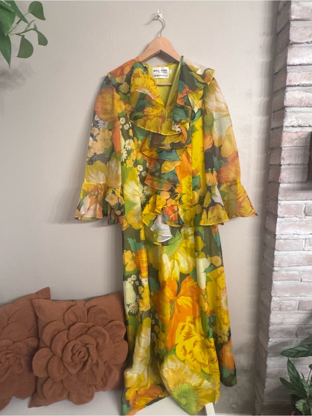 VINTAGE 1970s BILL TICE Floral Ruffle Maxi Dress